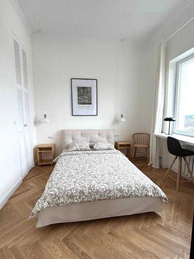 Old Town Residence , Wi-Fi , 2-Beds , Aesthetics - By Hik Apartments Varsóvia Exterior foto